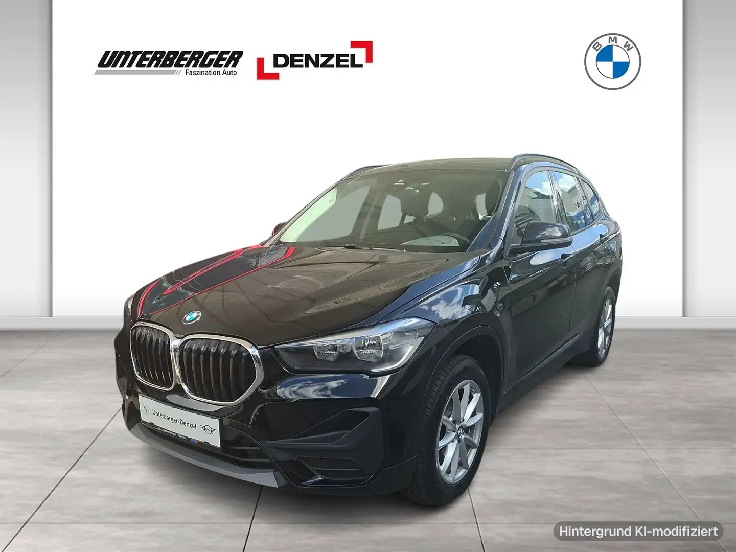BMW X1 xDrive18d (F48) DAB Schwarz - 1
