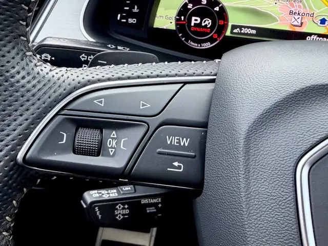 Audi Q7 view 19