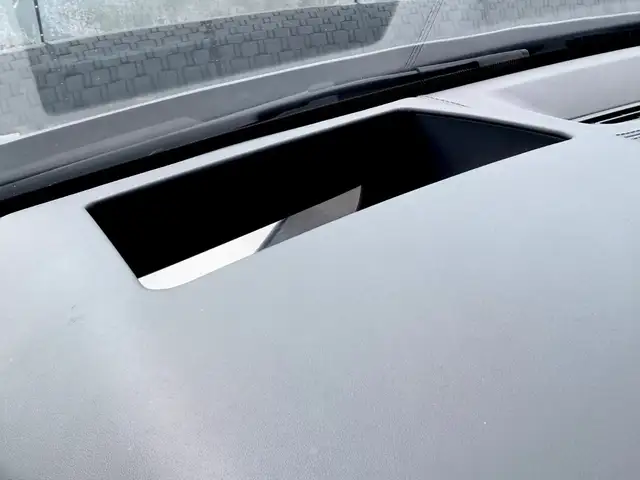 Audi Q7 view 18