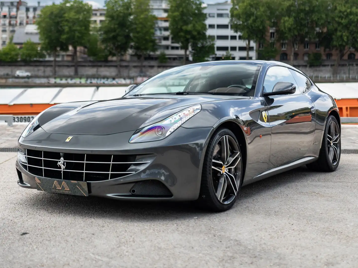 Ferrari FF FF V12 6.0 660ch Grau - 1