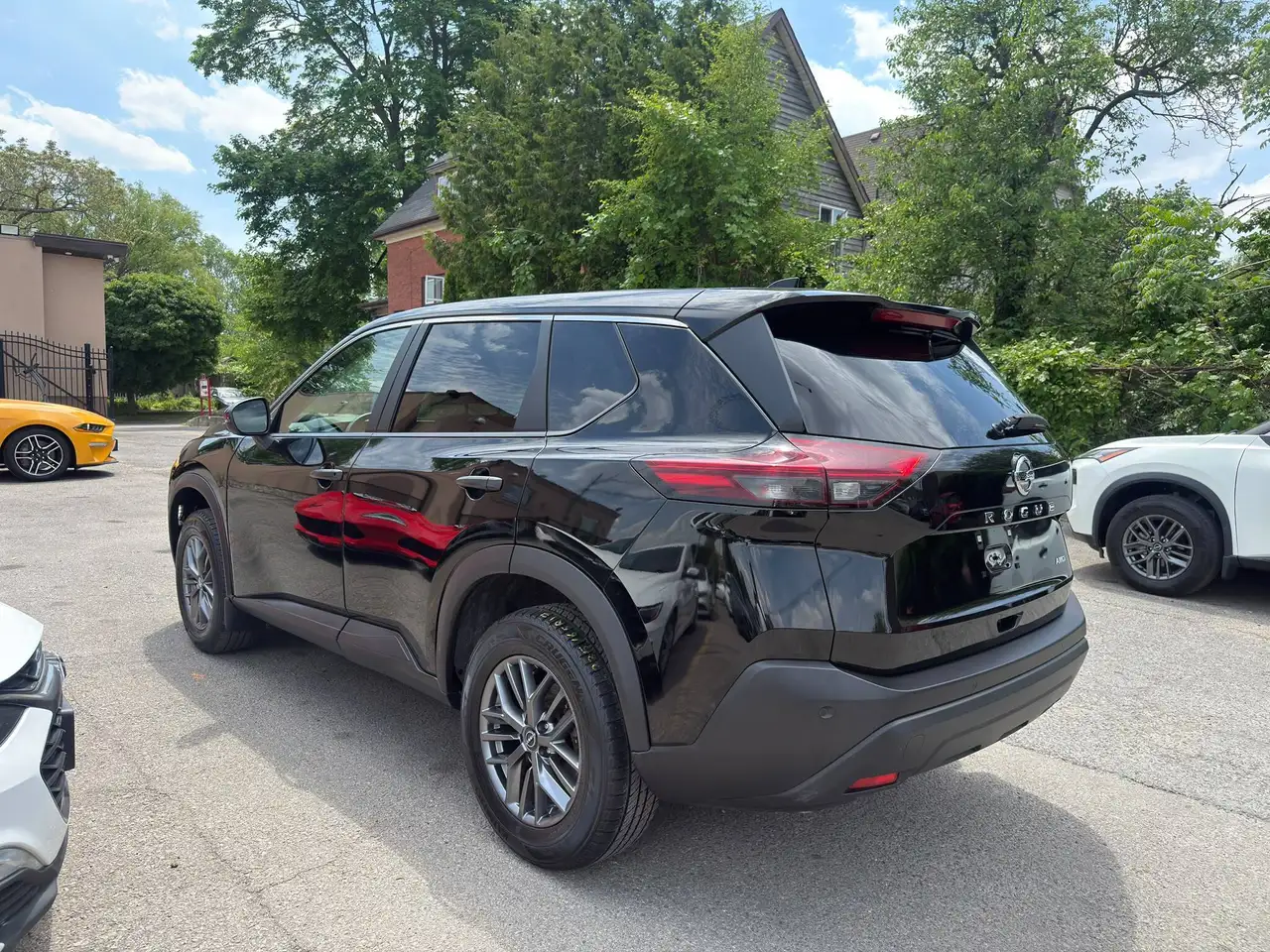 Nissan Rogue photo Nissan Rogue