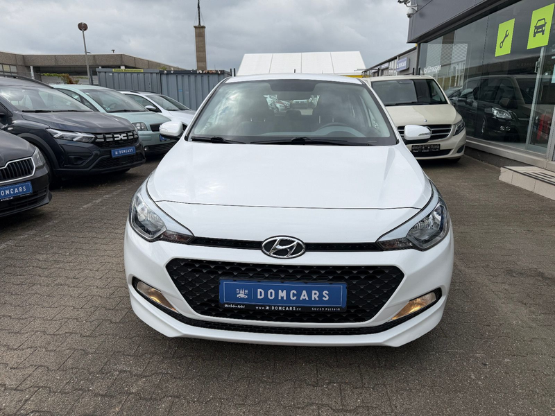 Hyundai i20 Classic/KLIMA/ALU/GARANTIE/EURO 6/ — photo 3