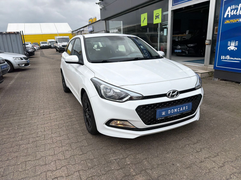 Hyundai i20 Classic/KLIMA/ALU/GARANTIE/EURO 6/ — photo 4