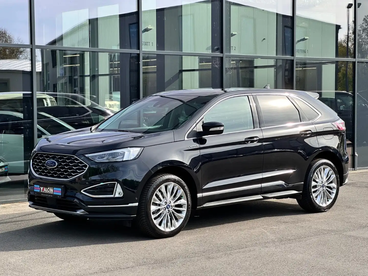 Ford Edge 2,0 l EcoBlue Bi-Turbo 4x4 VIGNALE Aut. 2.H Černá - 2