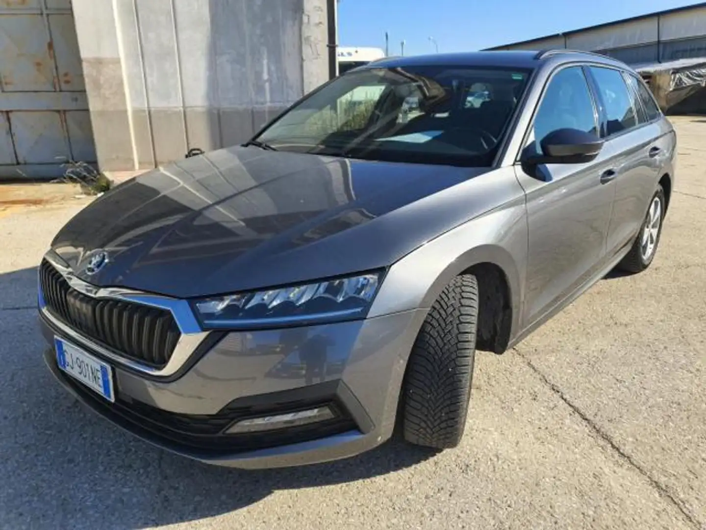 Skoda Octavia 2.0 TDI EVO Wagon PREZZO REALE Executive Navi LED+ Grau - 1