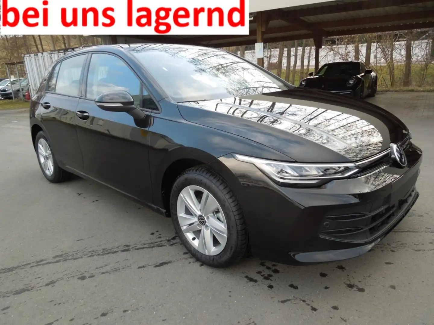 Volkswagen Golf 1.5eTSI DSG Life/LED/Sitzheizung/Kamera/ACC Schwarz - 1