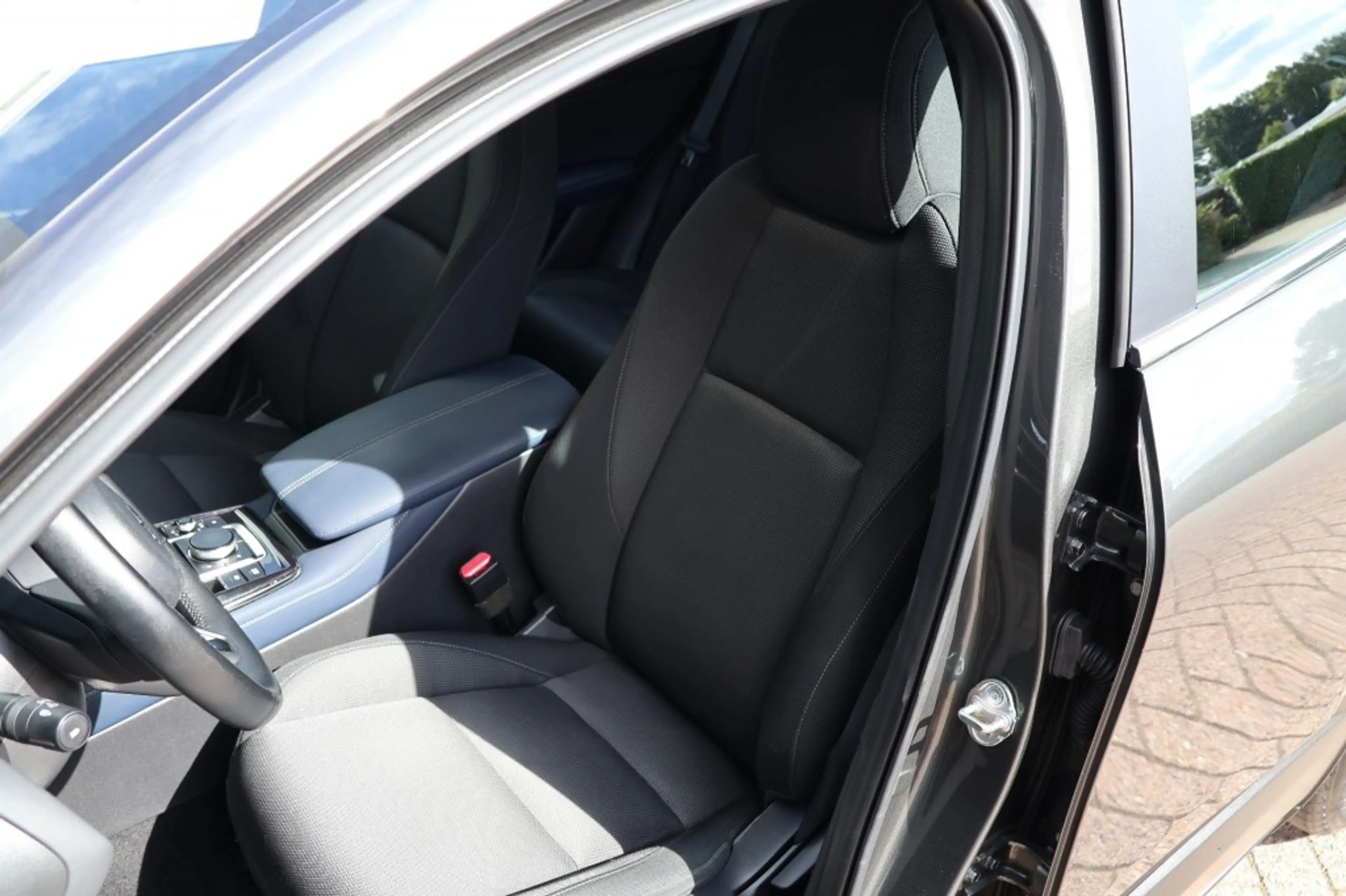 Mazda CX-30 2.0 e- skyactiv X-M Hybrid automaat 179 pk — photo 10