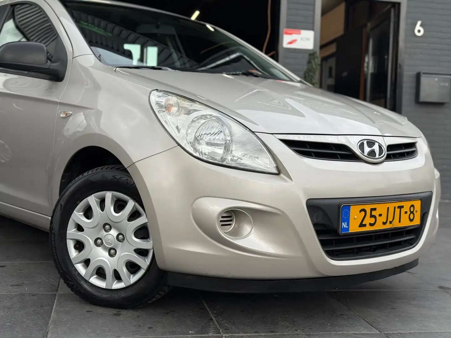 Hyundai i20 1.2i ActiveVersion |El Ramen|5Drs|NAP|APK| Grijs - 2
