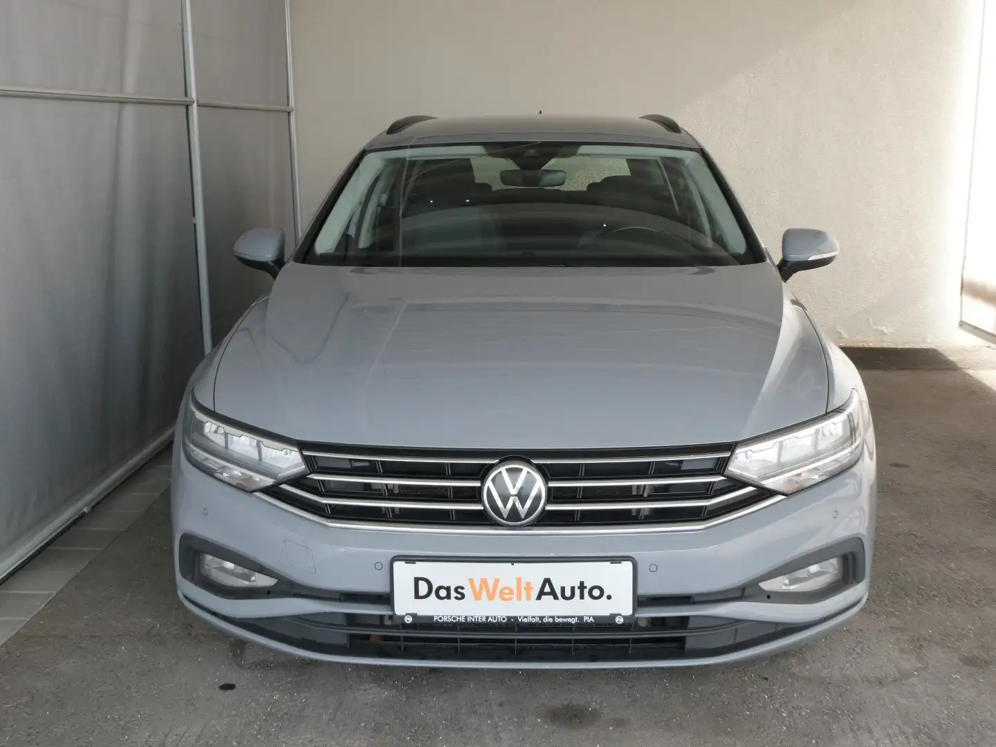 Volkswagen Passat Variant TDI Grau - 2
