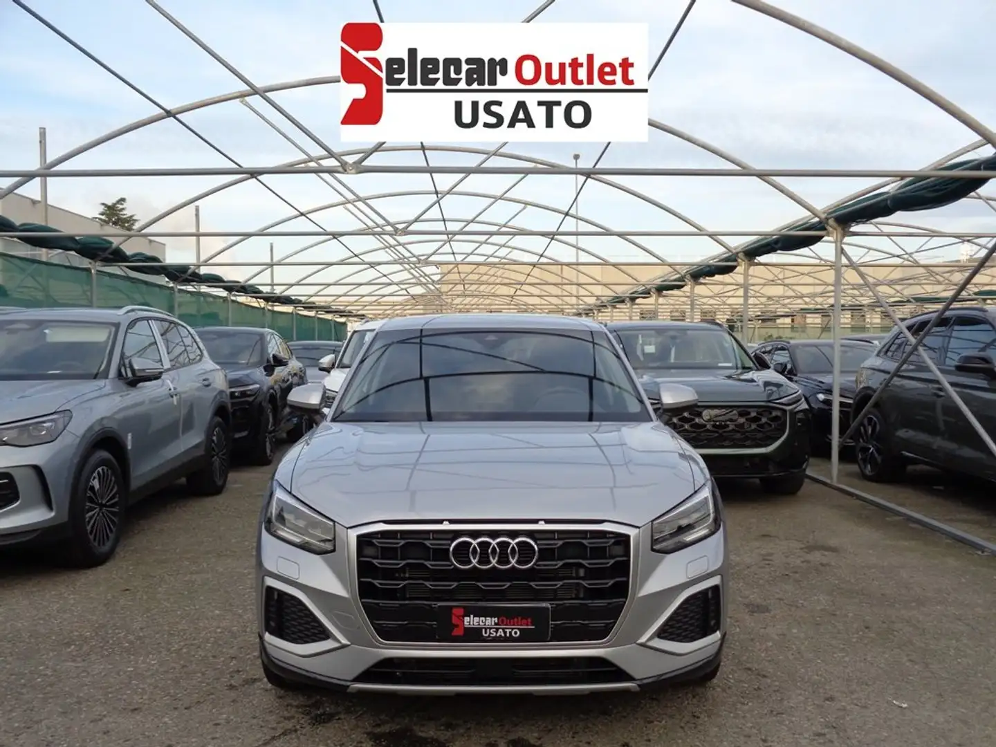 Audi Q2 35 TFSI Business Advanced Argento - 2