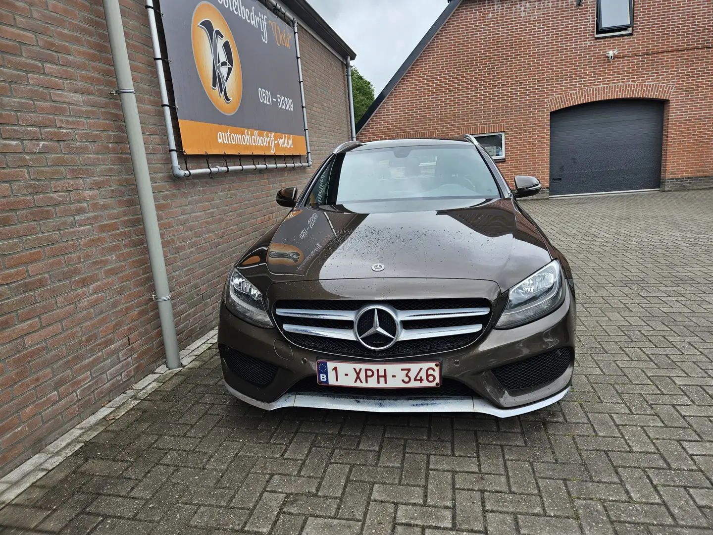 Mercedes-Benz C 180 C180d AMG line (motor probleem) Bruin - 2