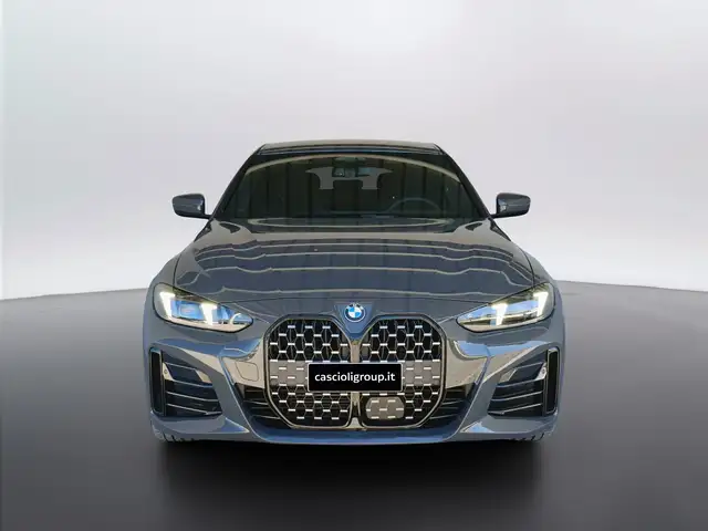 BMW 4 Series view 2