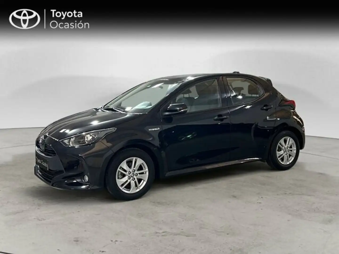 Toyota Yaris 5P Active Tech 120H e-CVT Negro - 1