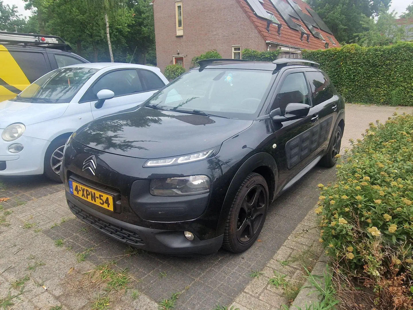Citroen C4 Cactus C4 Cactus 1.6 BlueHDi Business Zwart - 1