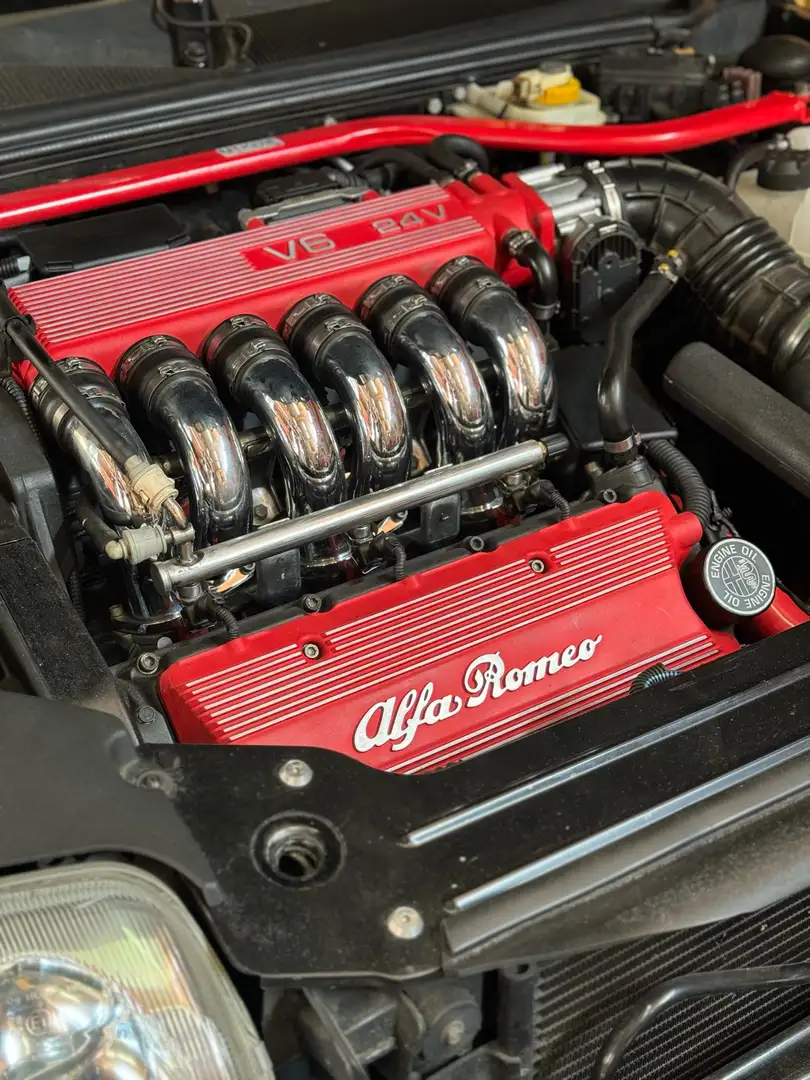 Alfa Romeo Spider 3,0 V6 24V L Černá - 2