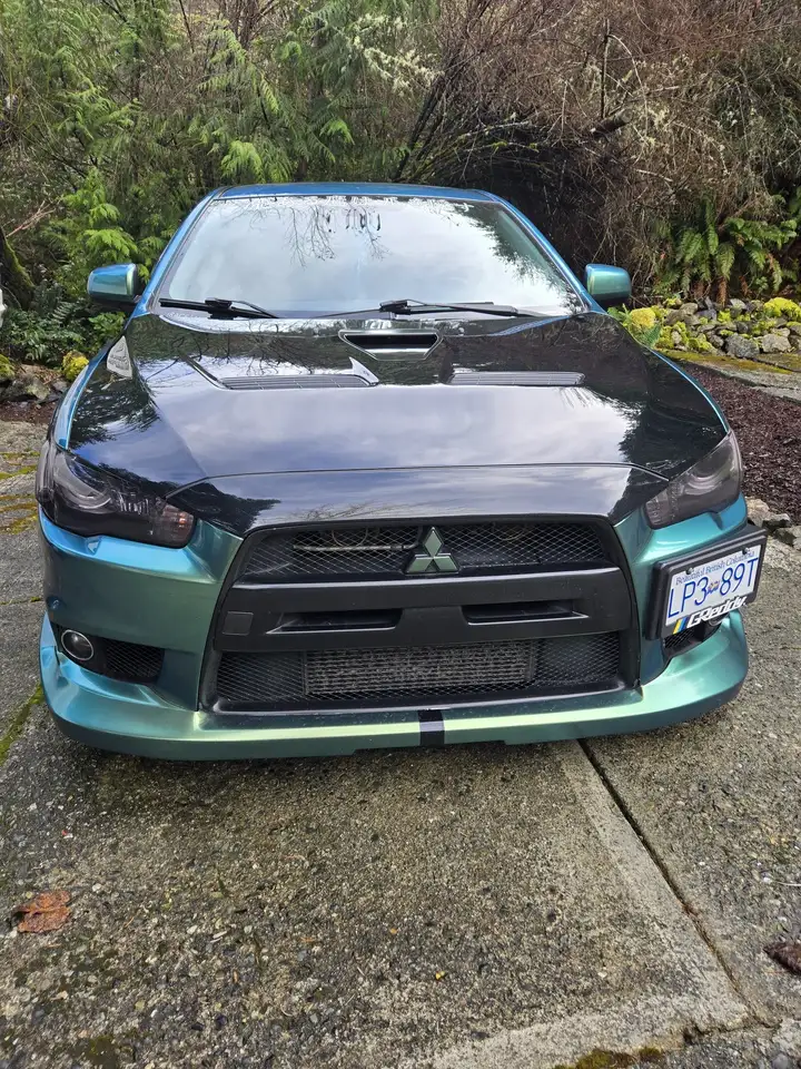 Mitsubishi Lancer снимка Mitsubishi Lancer