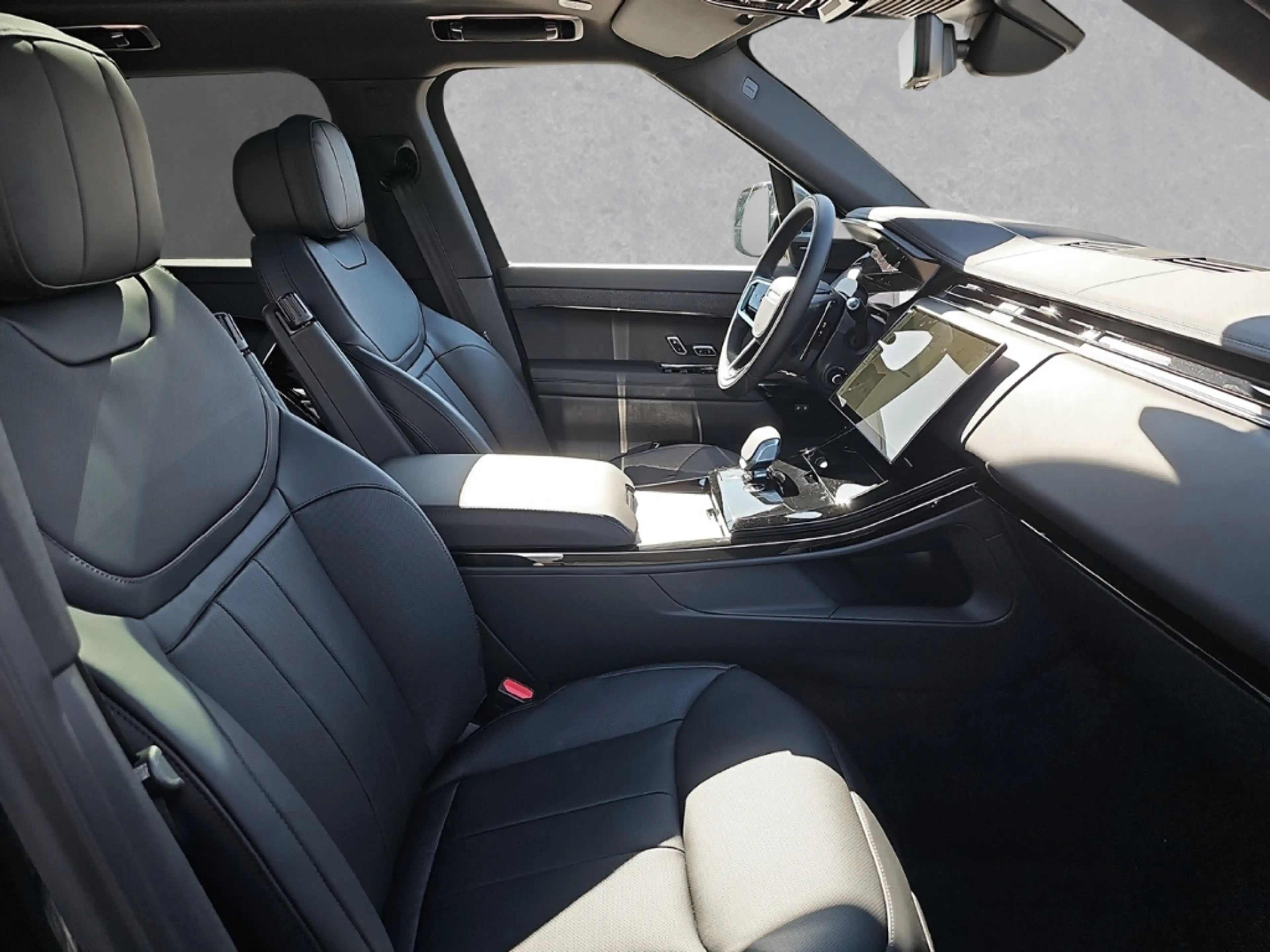 Land Rover Range Rover Sport D250 SE Momentum Light — photo 4