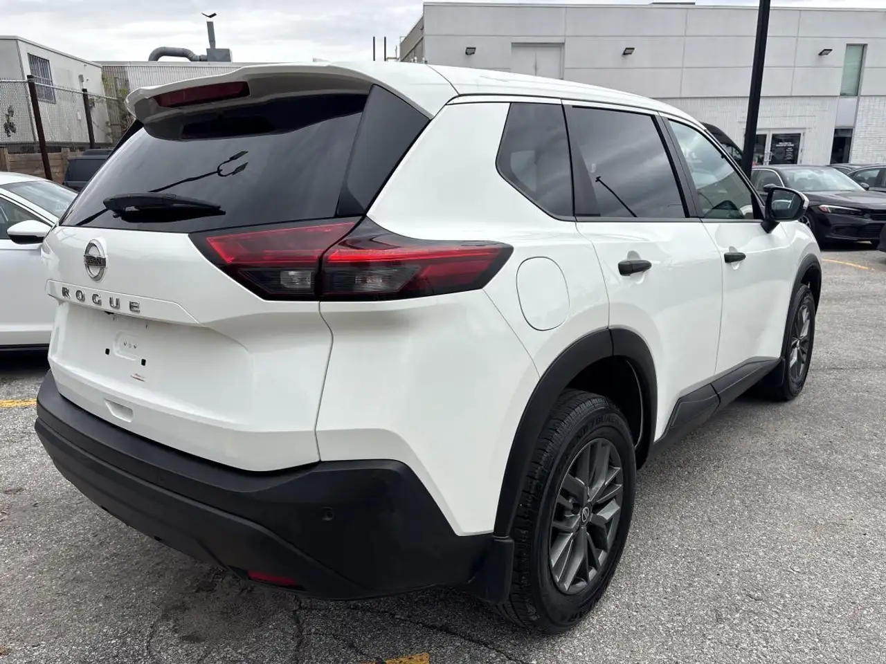 Nissan Rogue снимка Nissan Rogue