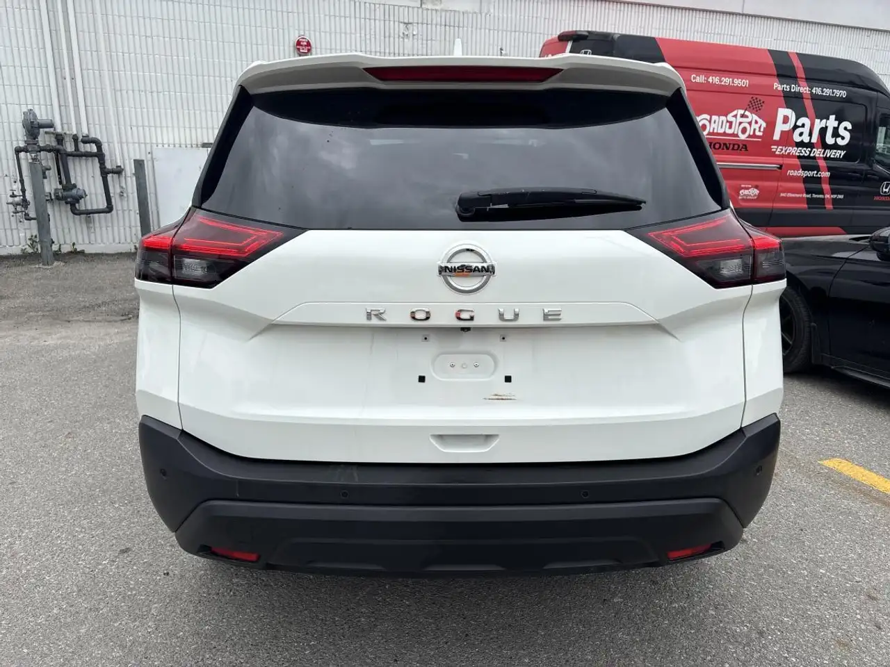 Nissan Rogue снимка Nissan Rogue