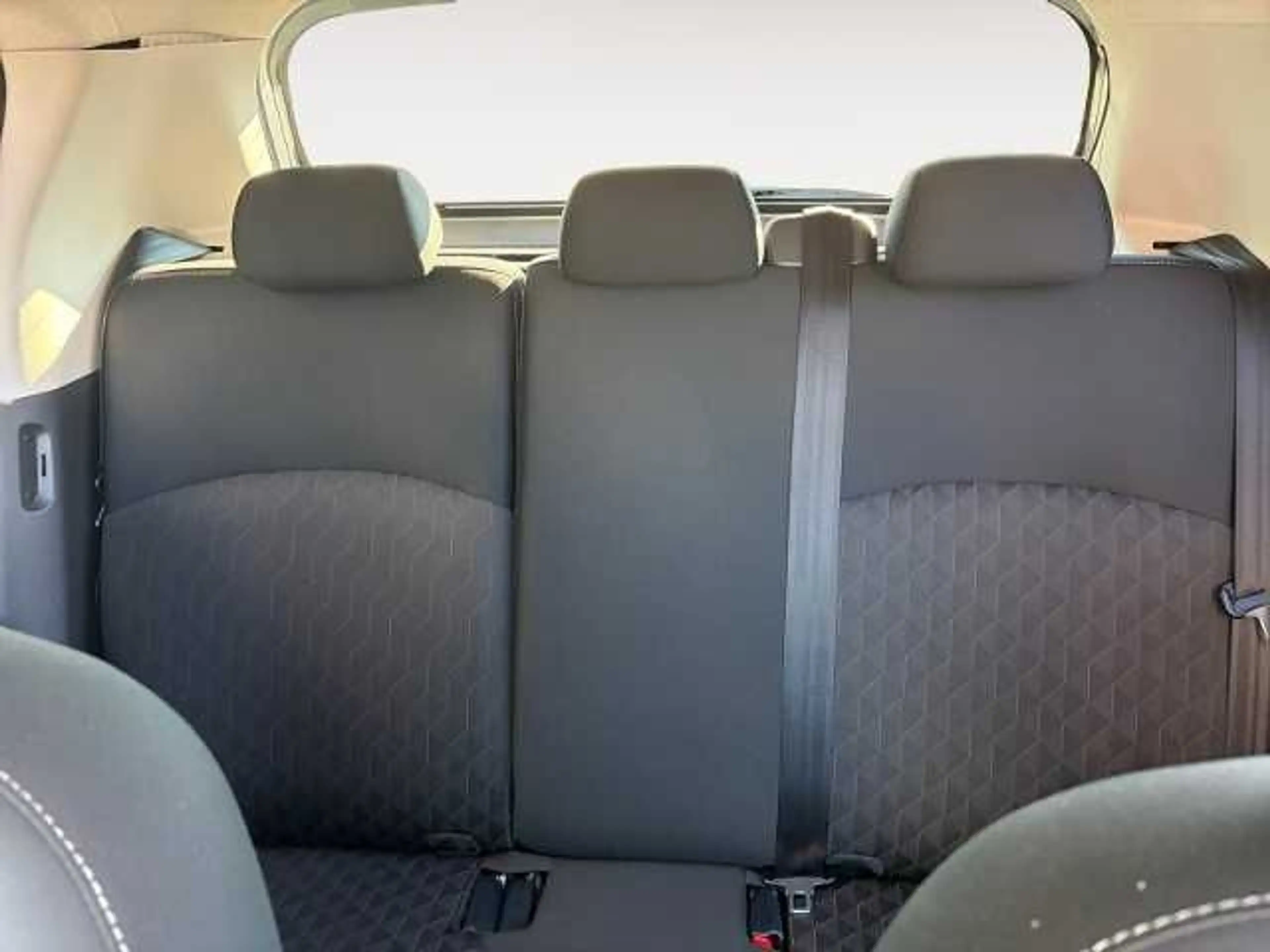 Mitsubishi Space Star Intro Edition+ 1.2 CVT + Winterräder — photo 11