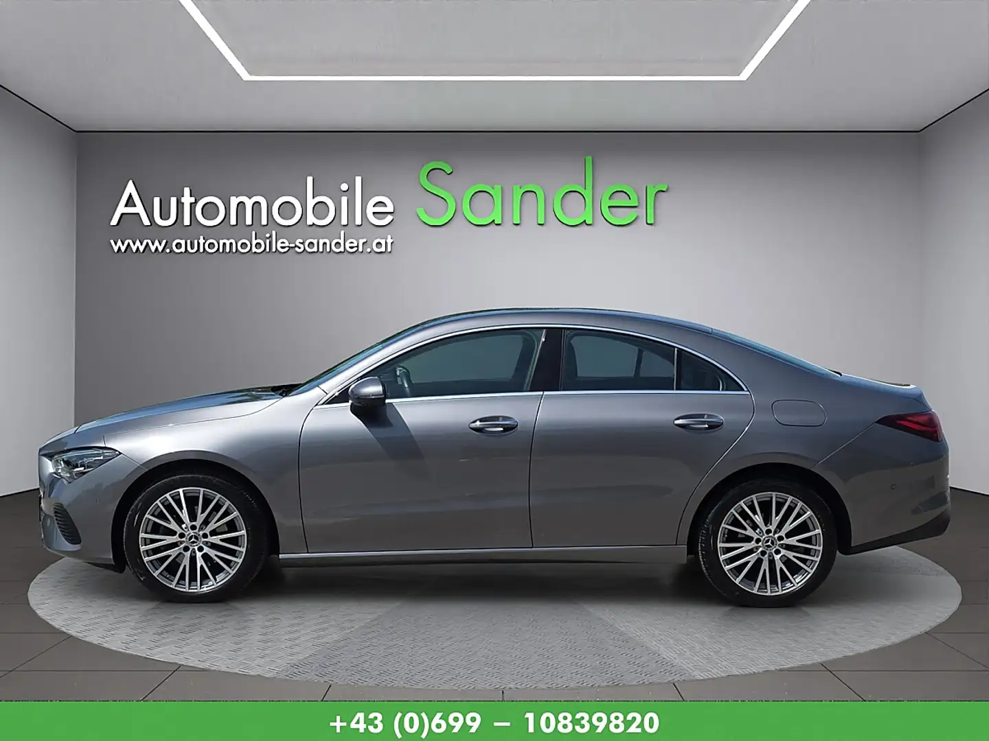Mercedes-Benz CLA 180 d Coupe Aut. Urban *MATRIX/KEYLESS/1.BESITZ* Grau - 2