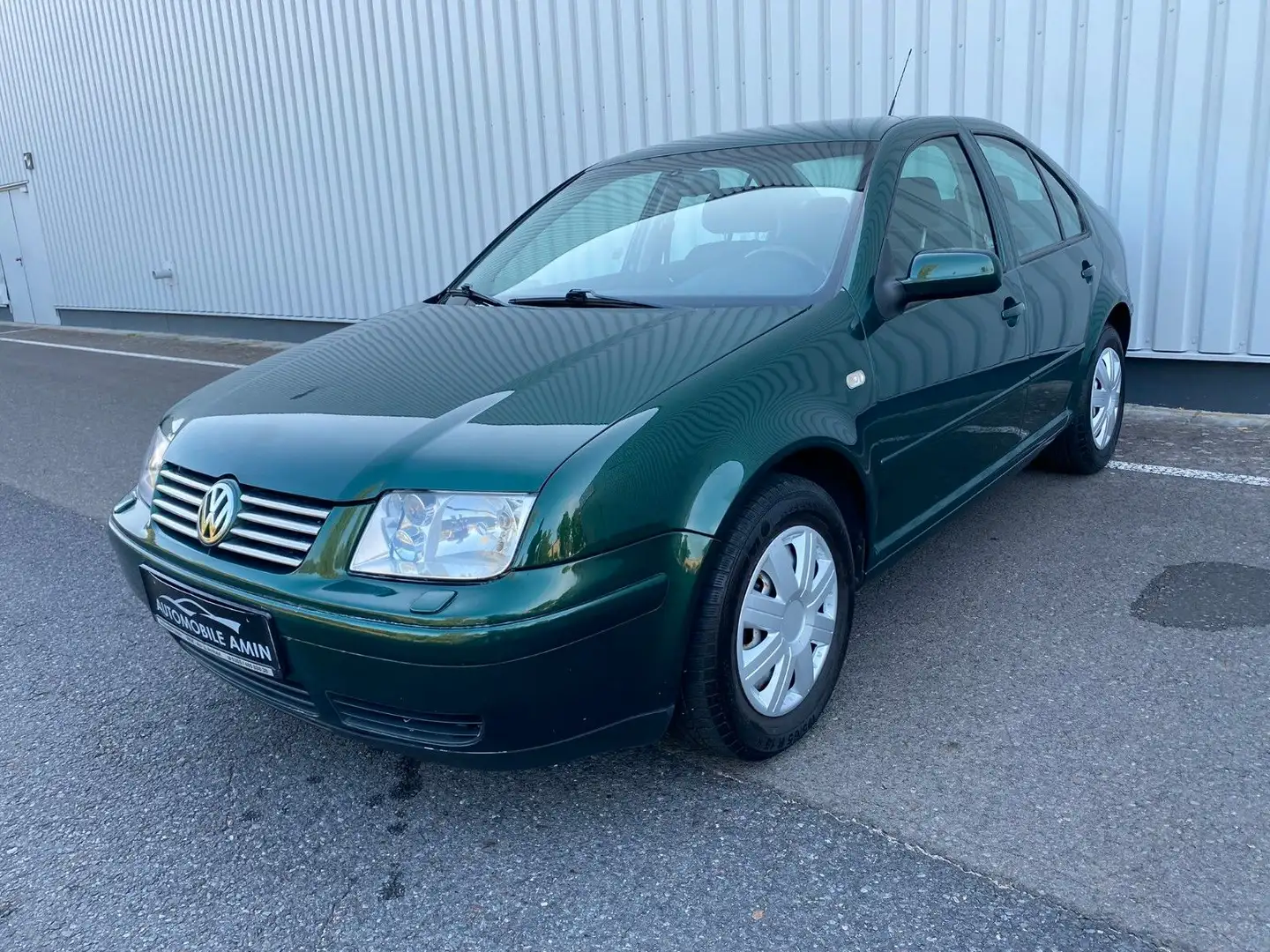 Volkswagen Bora 1.6 Klima PDC Zahnriemen+TÜV+Service NEU Zelená - 1