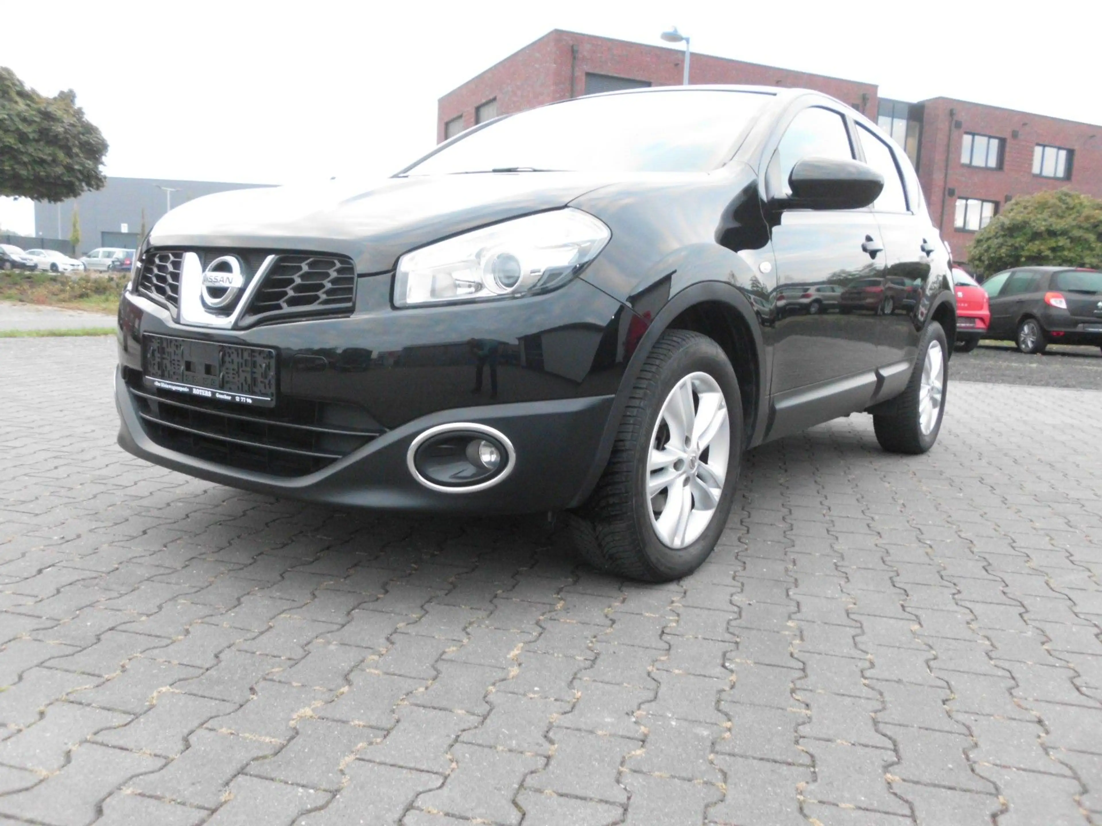 Nissan Qashqai 1.6 Acenta AHK — photo 2