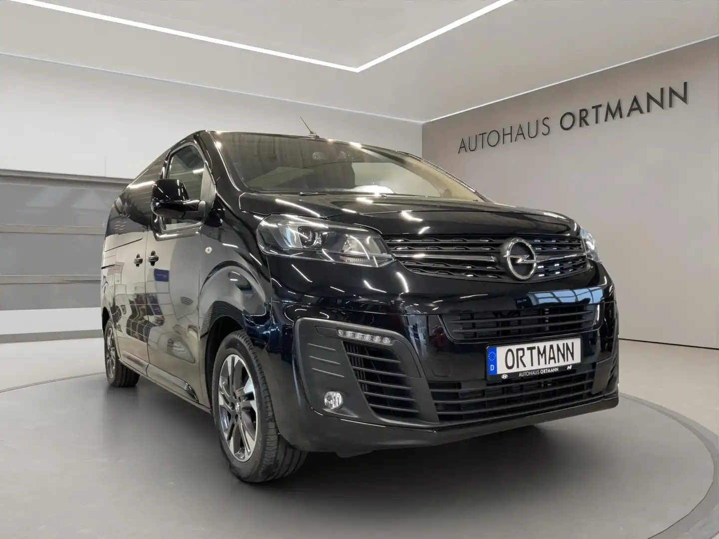 Opel Zafira Life 7-Sitzer 2.0 Diesel "Elegance" Frontantrieb Automa Schwarz - 1