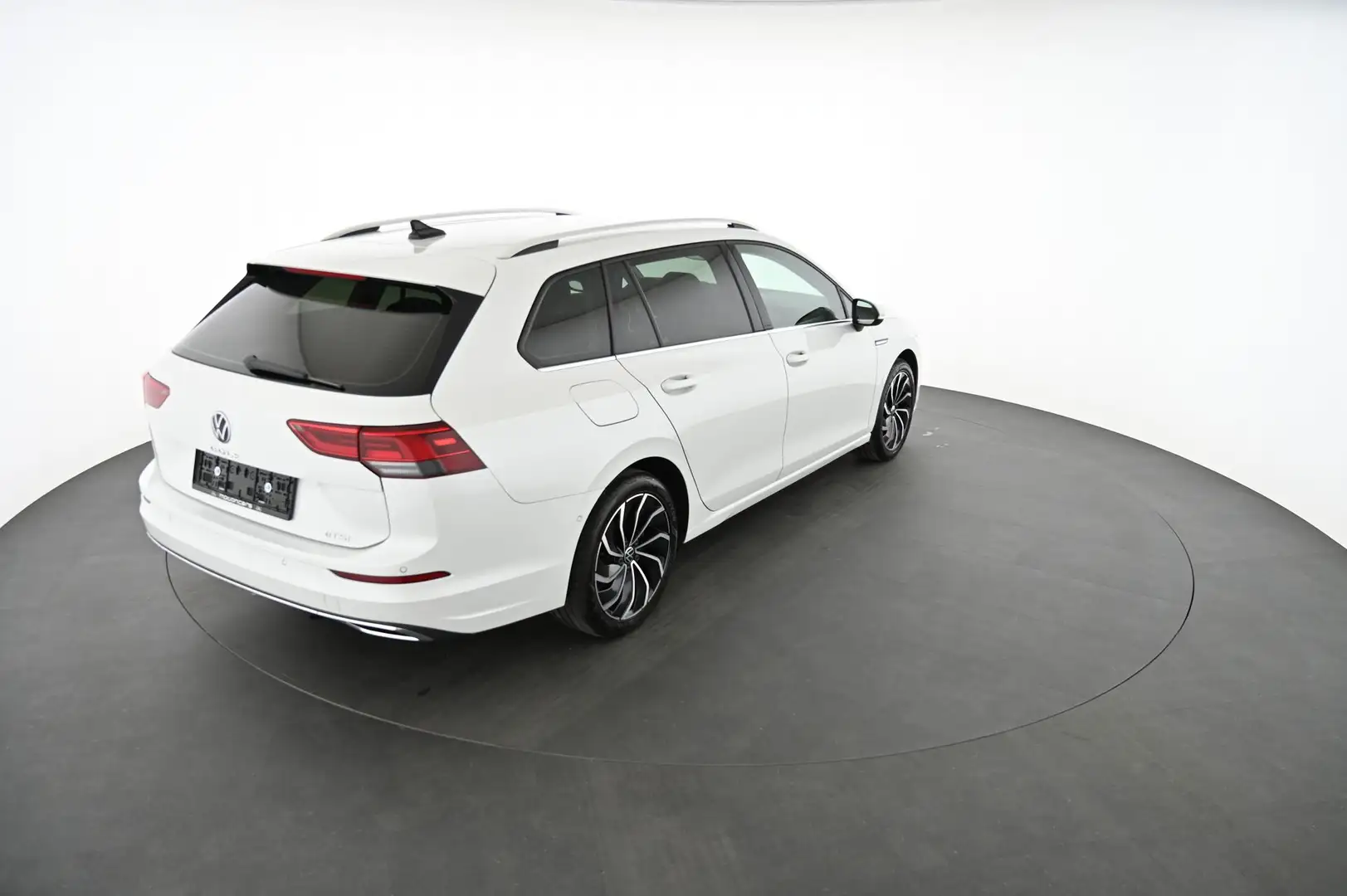 Volkswagen Golf Variant Golf VIII 1.5 eTSI Mild Hybrid Style DSG Pickerl Weiß - 2