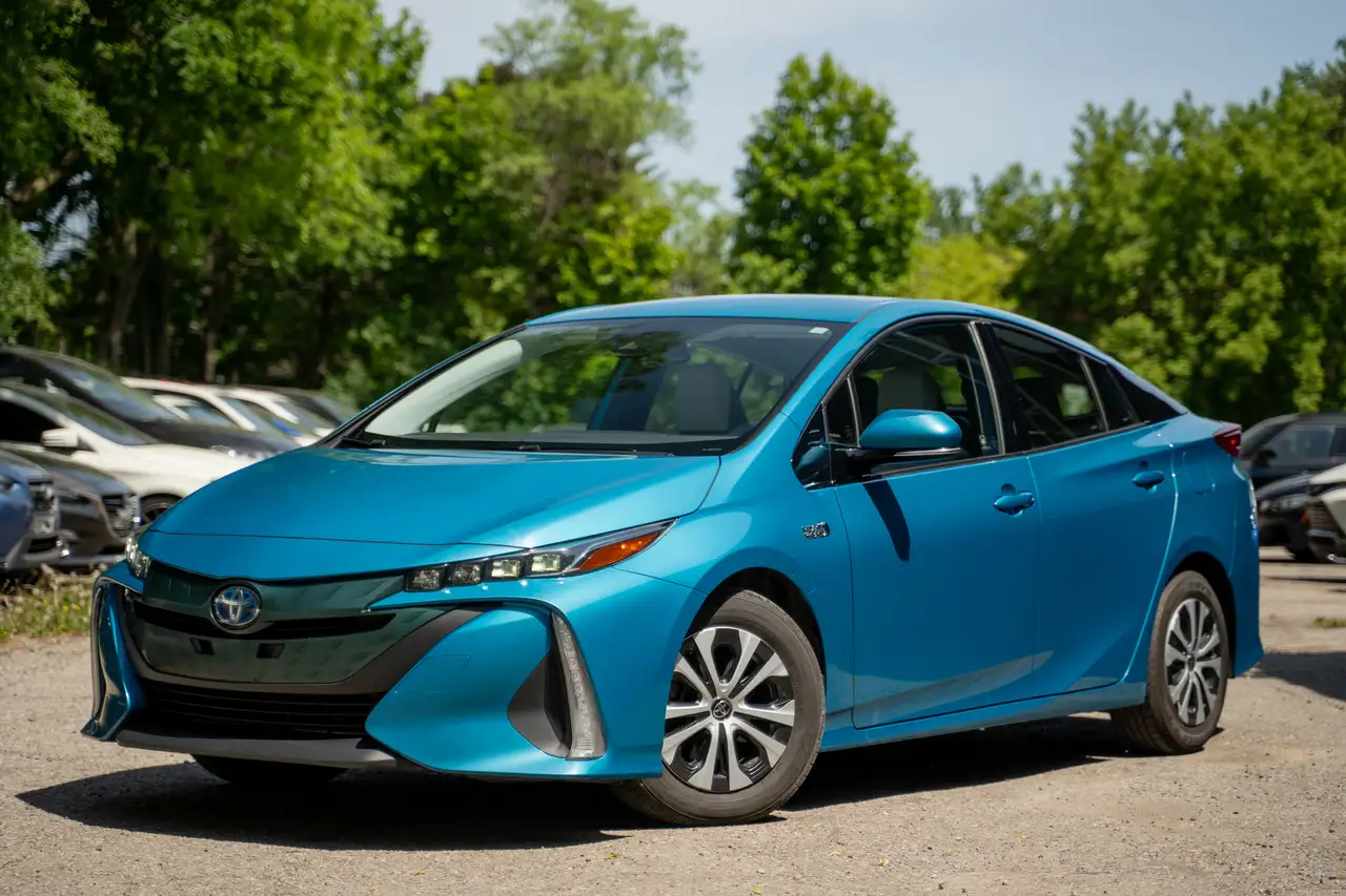 Toyota Prius Prime photo Toyota Prius Prime