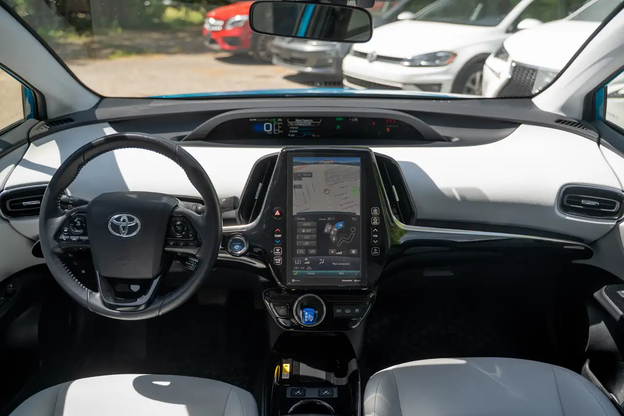 Toyota Prius Prime photo Toyota Prius Prime