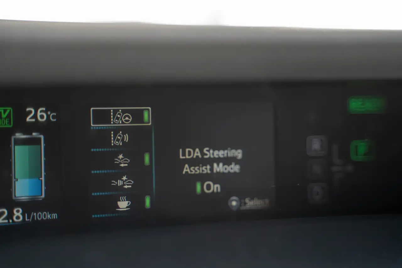 Toyota Prius Prime photo Toyota Prius Prime