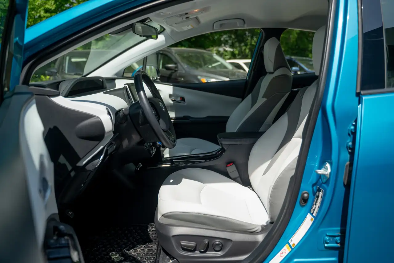 Toyota Prius Prime photo Toyota Prius Prime