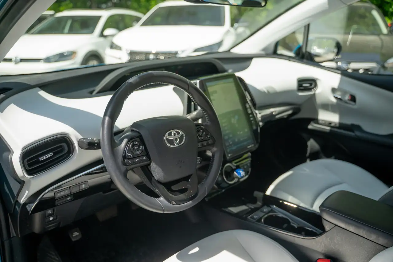 Toyota Prius Prime photo Toyota Prius Prime