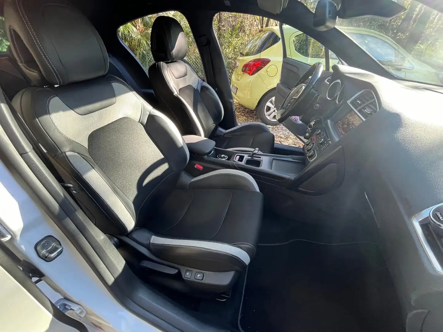 Citroen DS4 1.6 e-hdi airdream So Chic 110cv cmp6 - 2