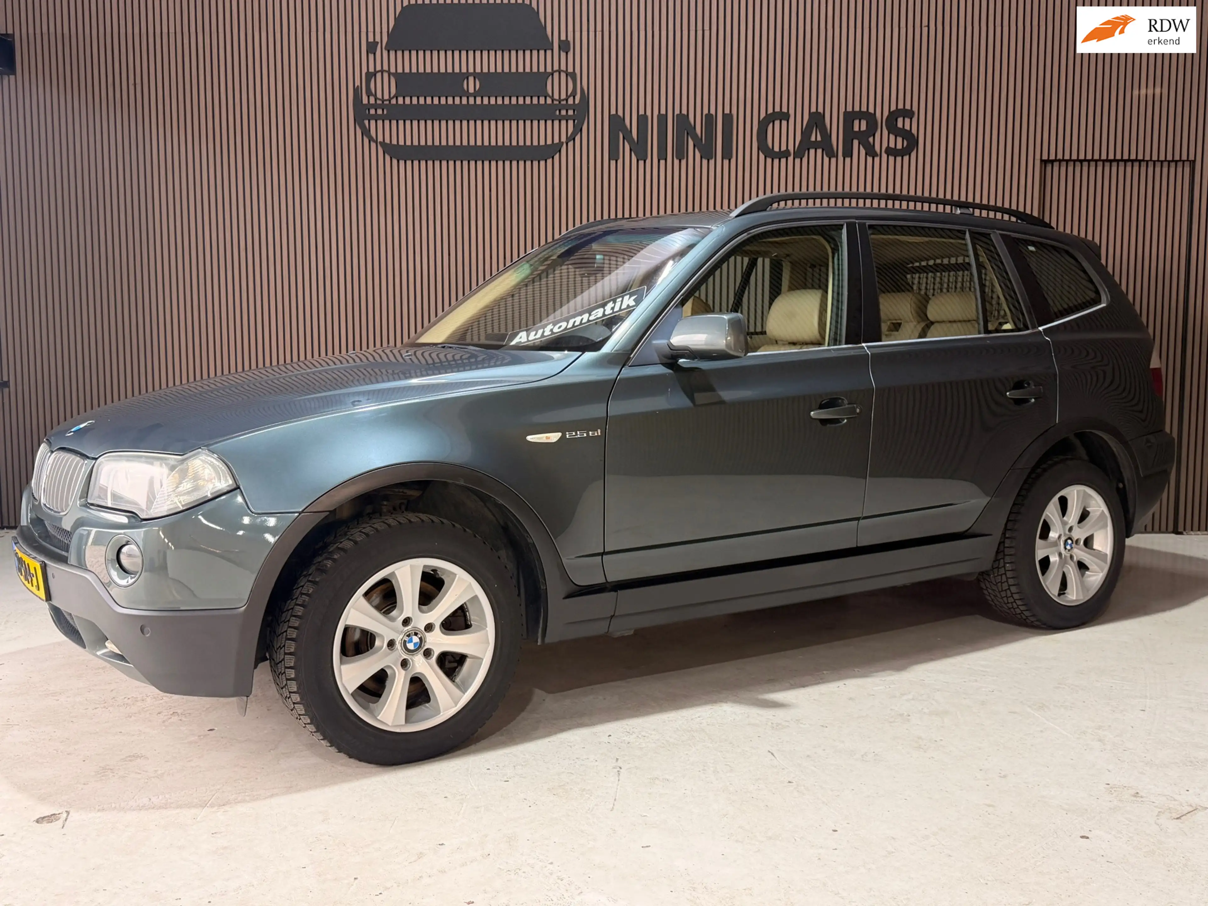 BMW X3 2.5si High Executive vol optie/Nieuw diff