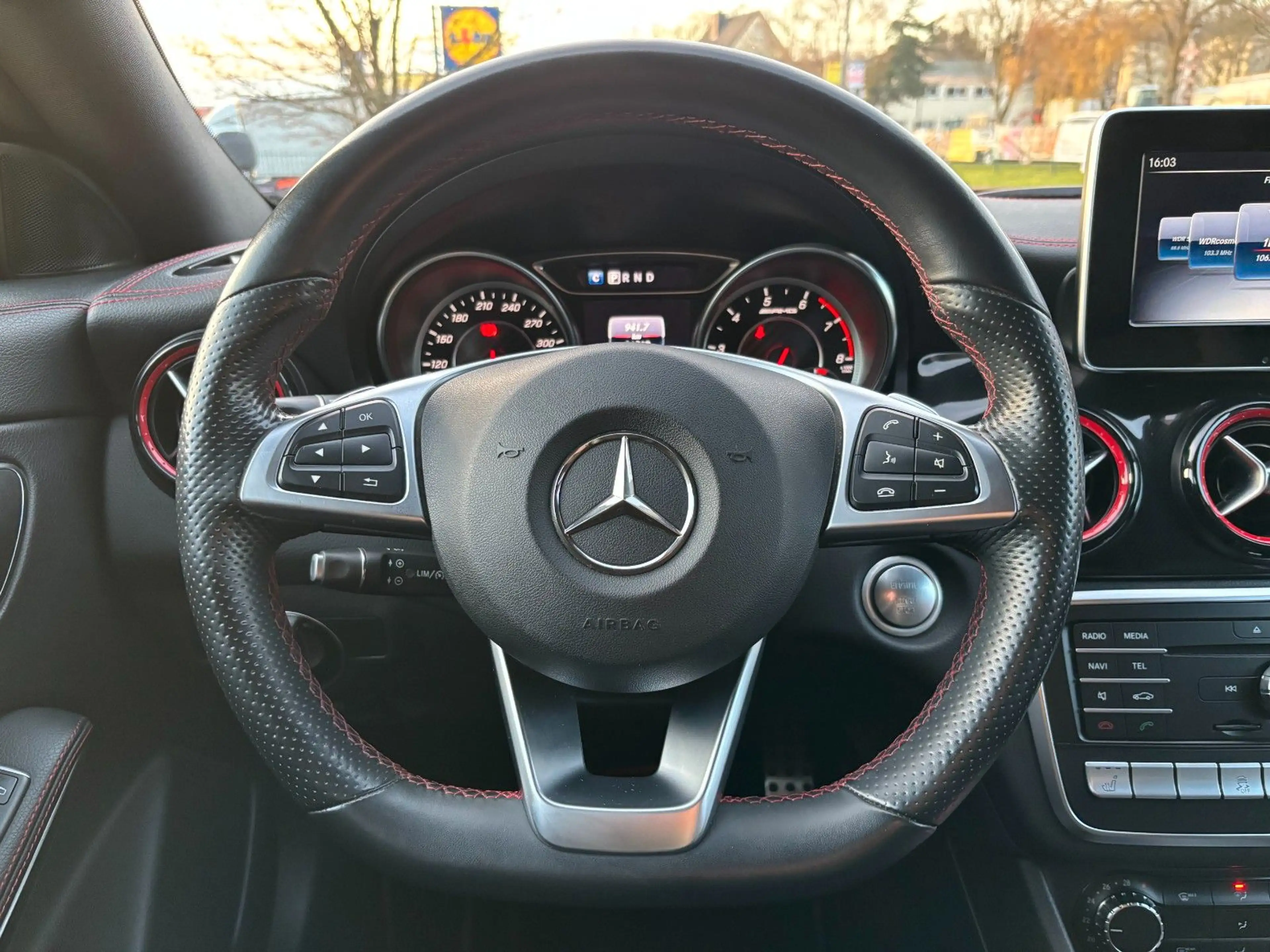 Mercedes-Benz CLA 45 AMG AERO KAMERA SPORT-AGA SHZ LED 1-HAND — photo 12