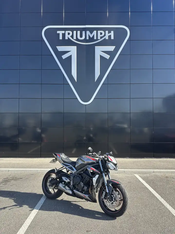 Triumph Street Triple 765