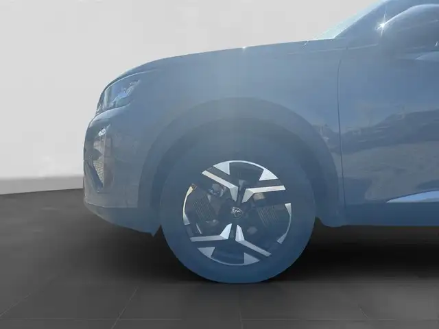 Peugeot 2008 view 7