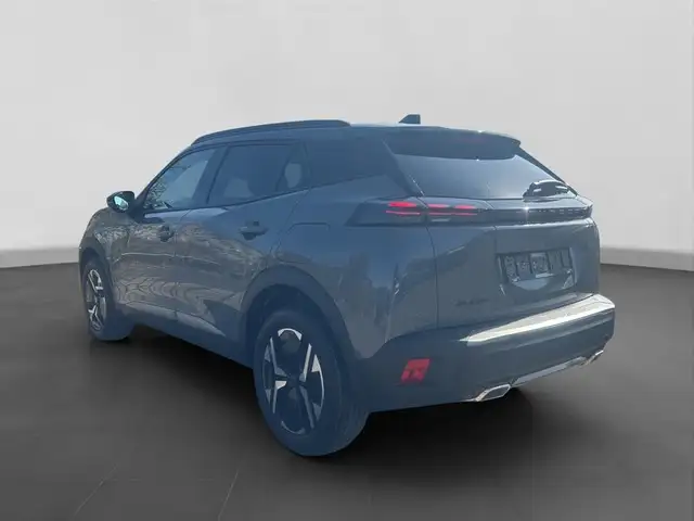 Peugeot 2008 view 3