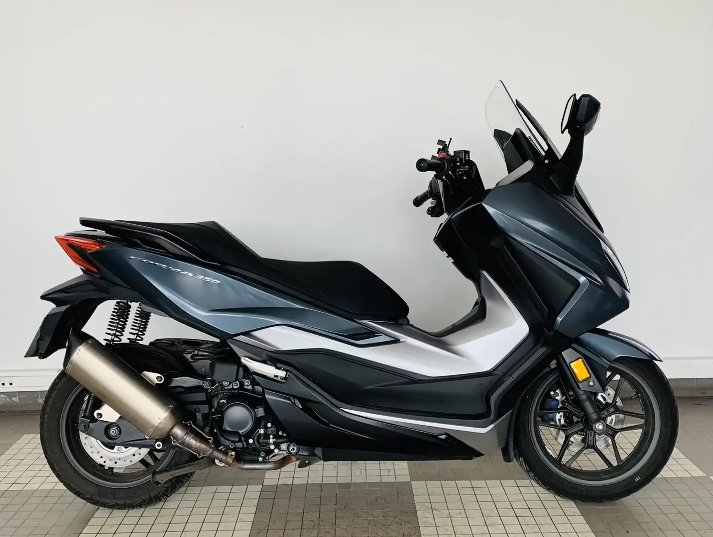 Honda Forza 350 Bleu - 1