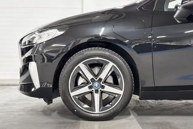 BMW 2 Series view 5