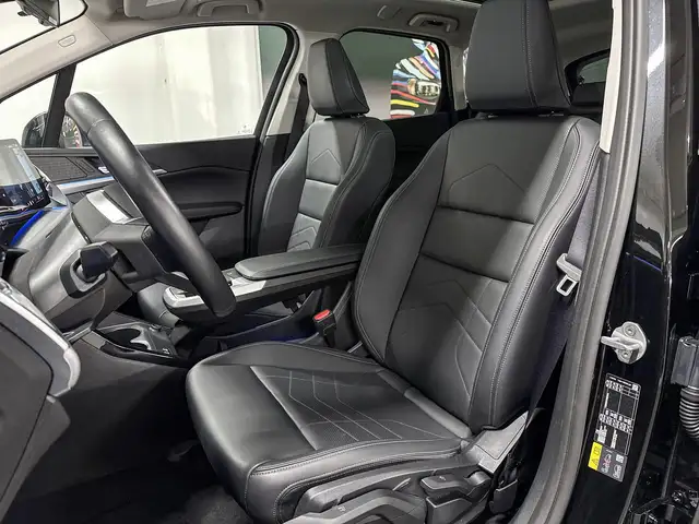 BMW 2 Series view 10
