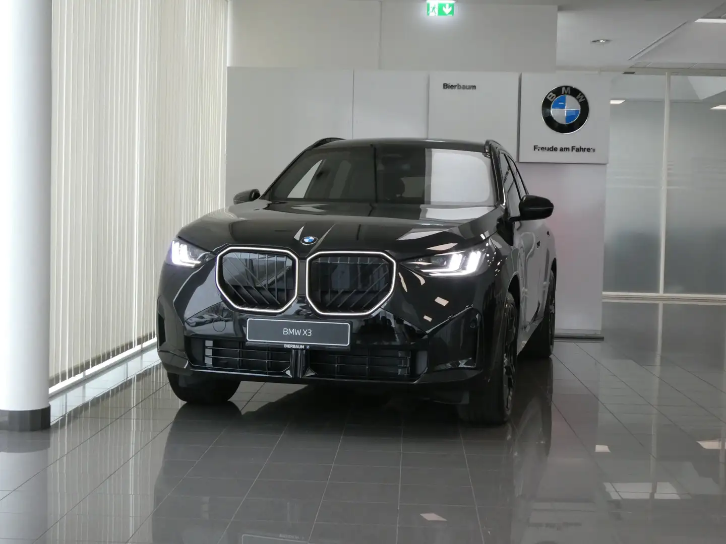 BMW X3 30e PHEV xDrive Schwarz - 2