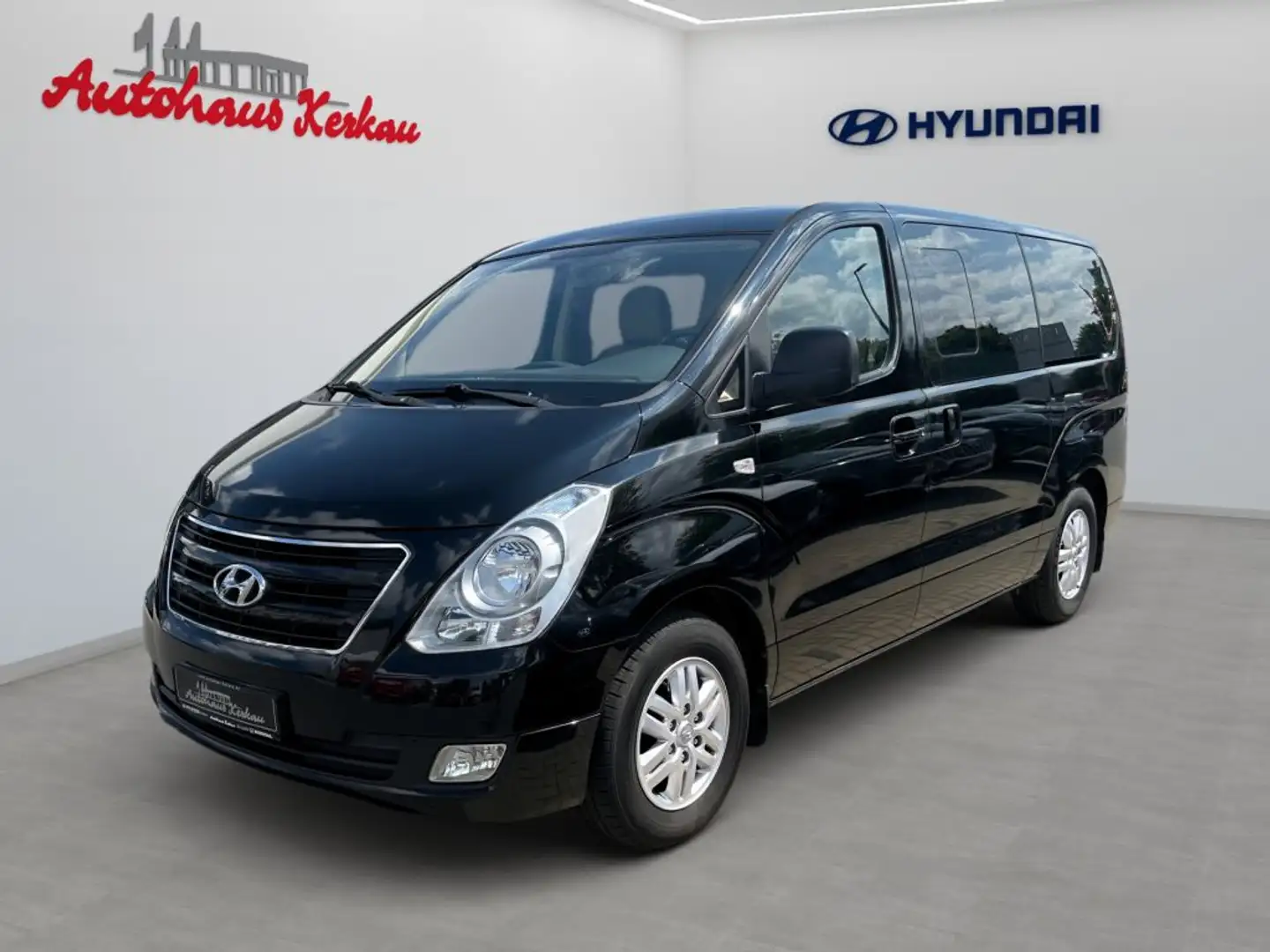 Hyundai H-1 2.5 CRDi Travel Premium - 1