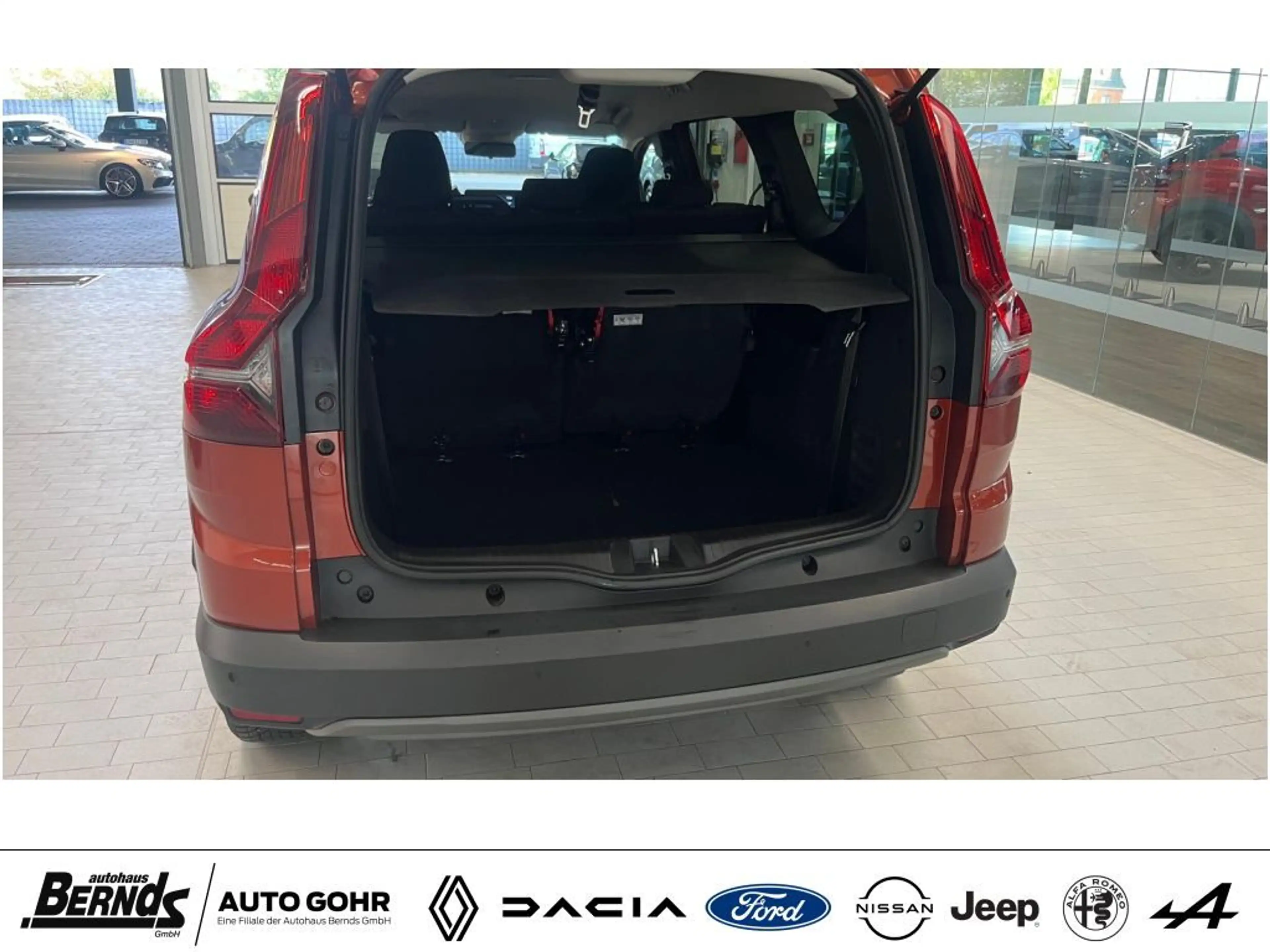 Dacia Jogger TCe 110 Extreme 7-SITZER NAVI PDC KLIMAAUTOMATIK — photo 7
