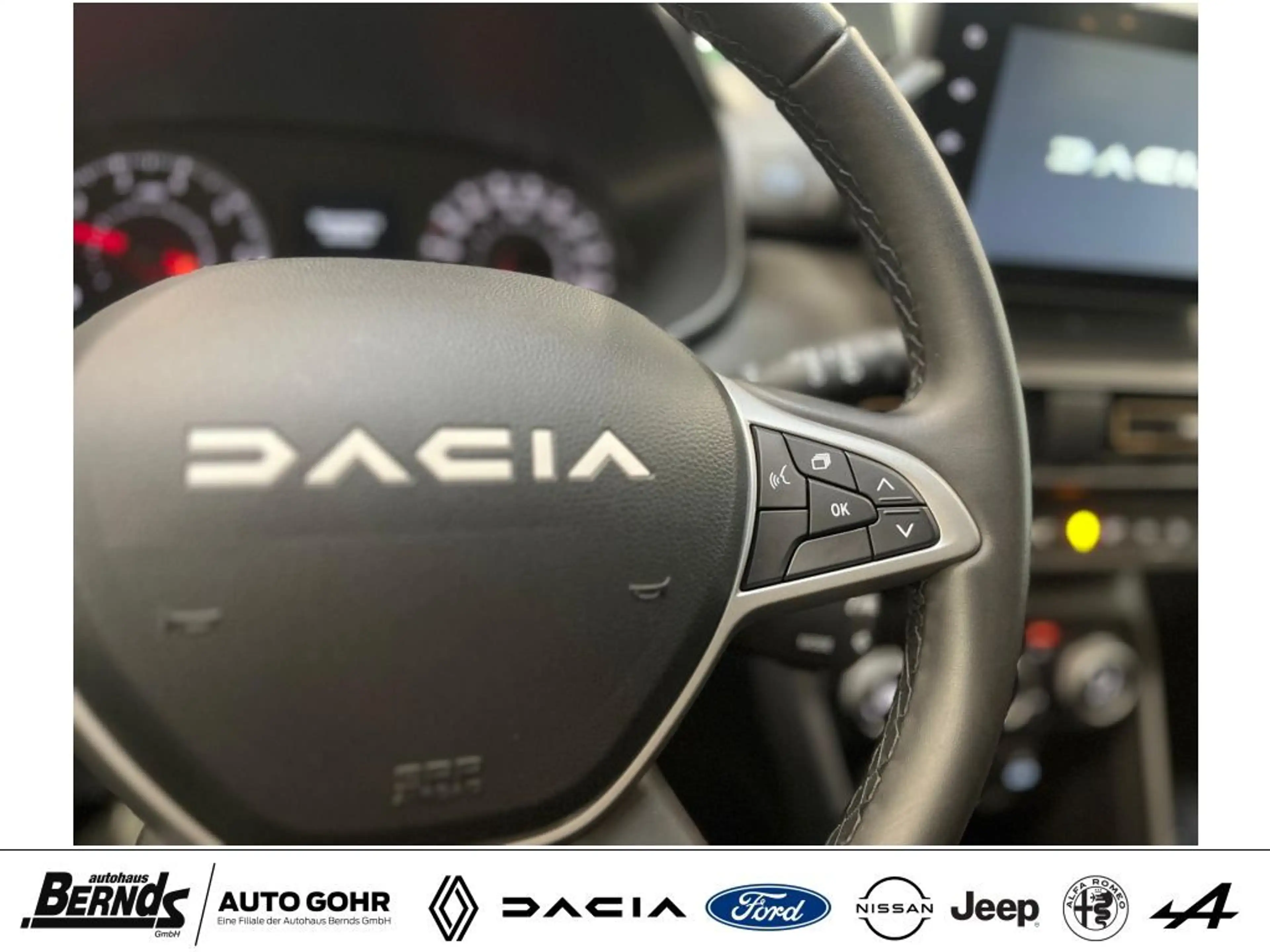 Dacia Jogger TCe 110 Extreme 7-SITZER NAVI PDC KLIMAAUTOMATIK — photo 17
