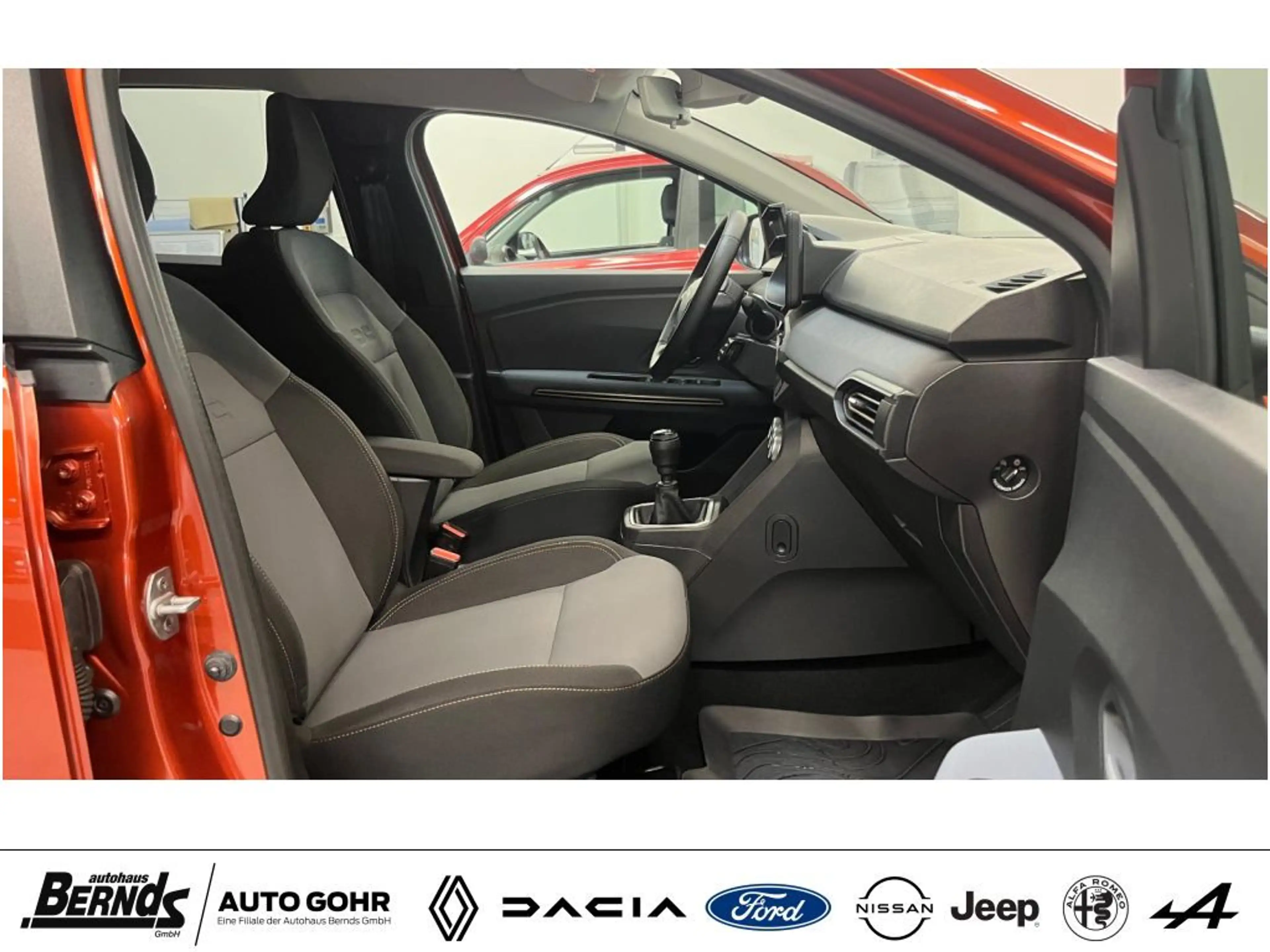 Dacia Jogger TCe 110 Extreme 7-SITZER NAVI PDC KLIMAAUTOMATIK — photo 3