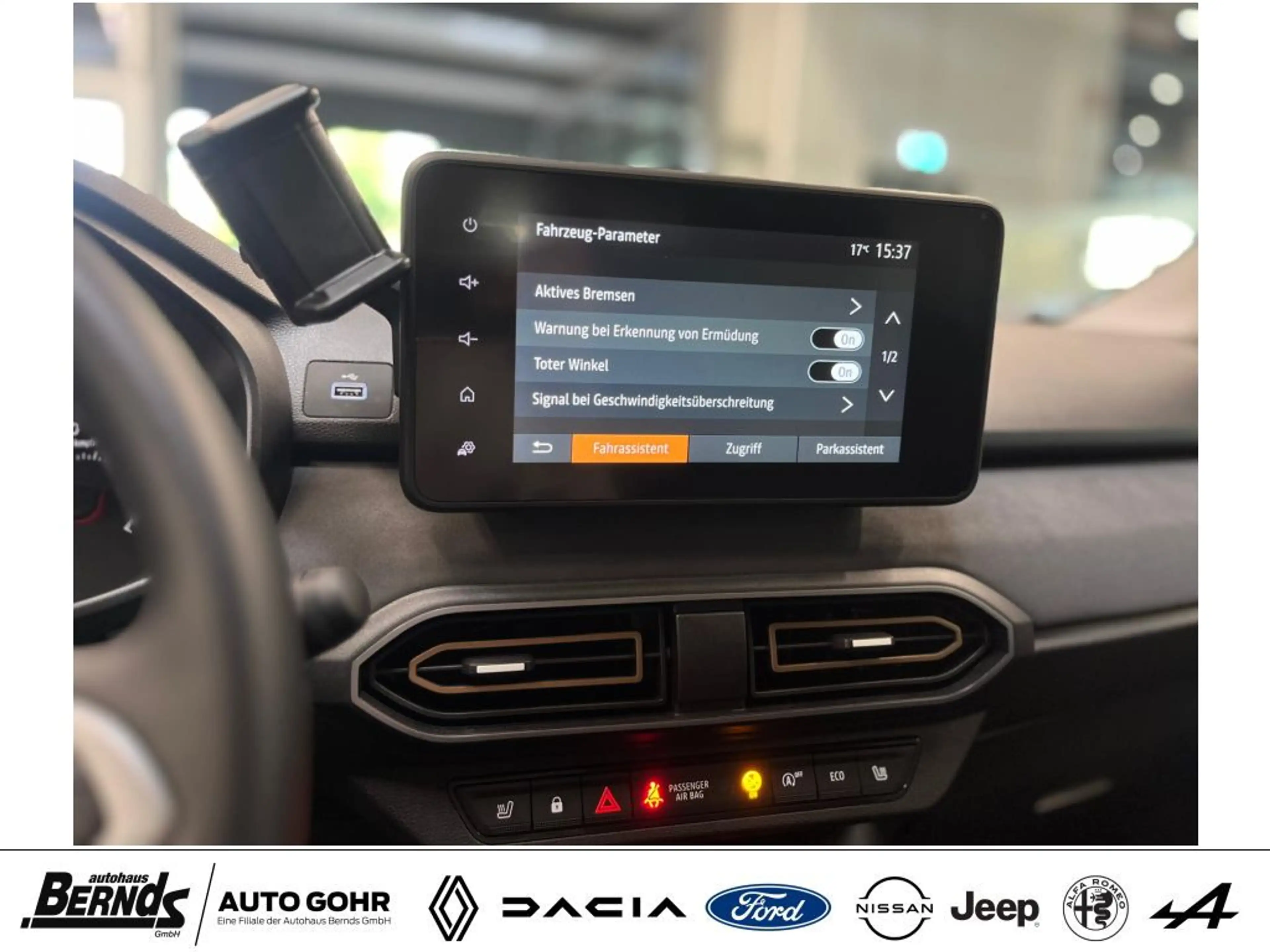 Dacia Jogger TCe 110 Extreme 7-SITZER NAVI PDC KLIMAAUTOMATIK — photo 19