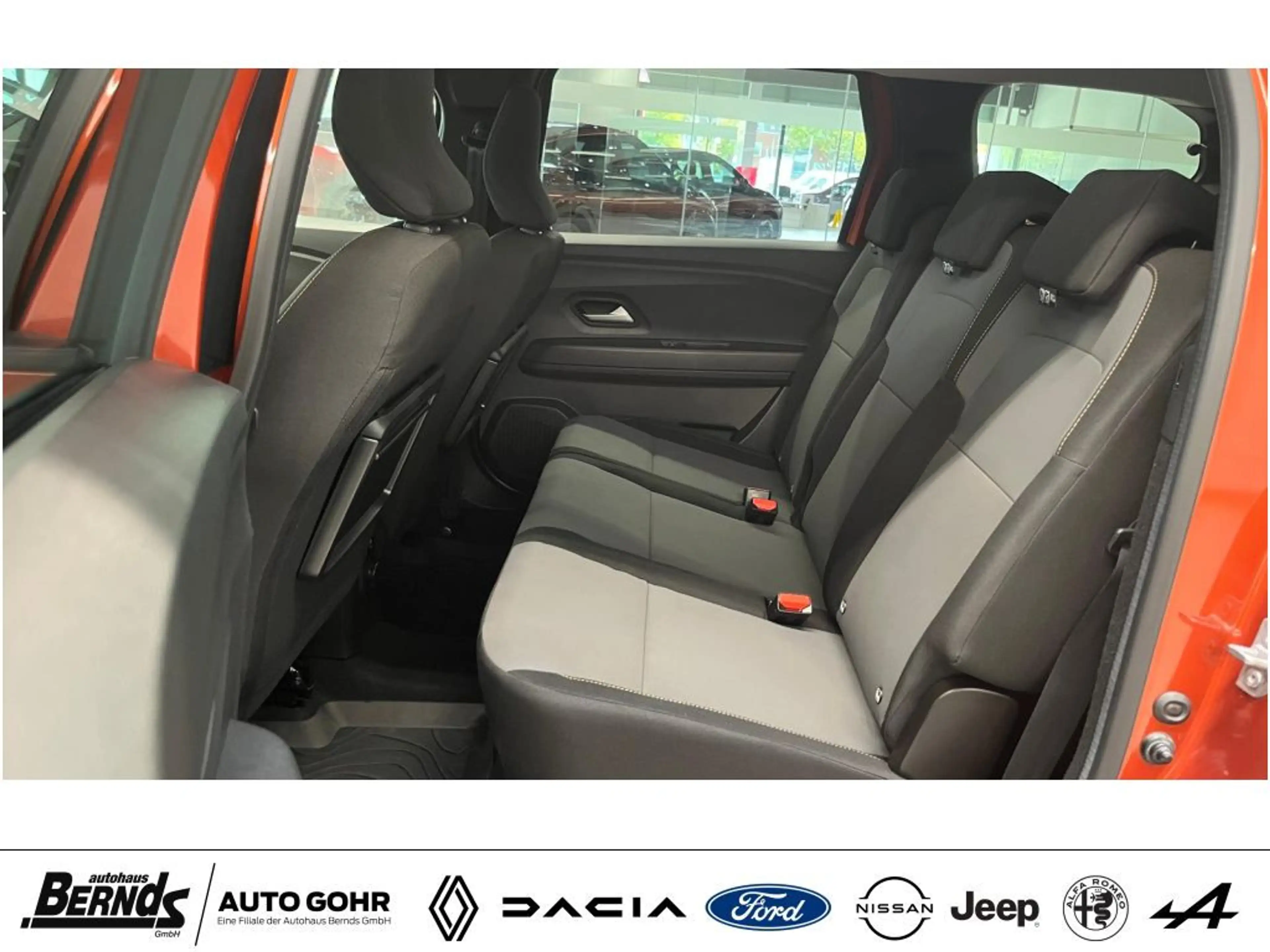 Dacia Jogger TCe 110 Extreme 7-SITZER NAVI PDC KLIMAAUTOMATIK — photo 11
